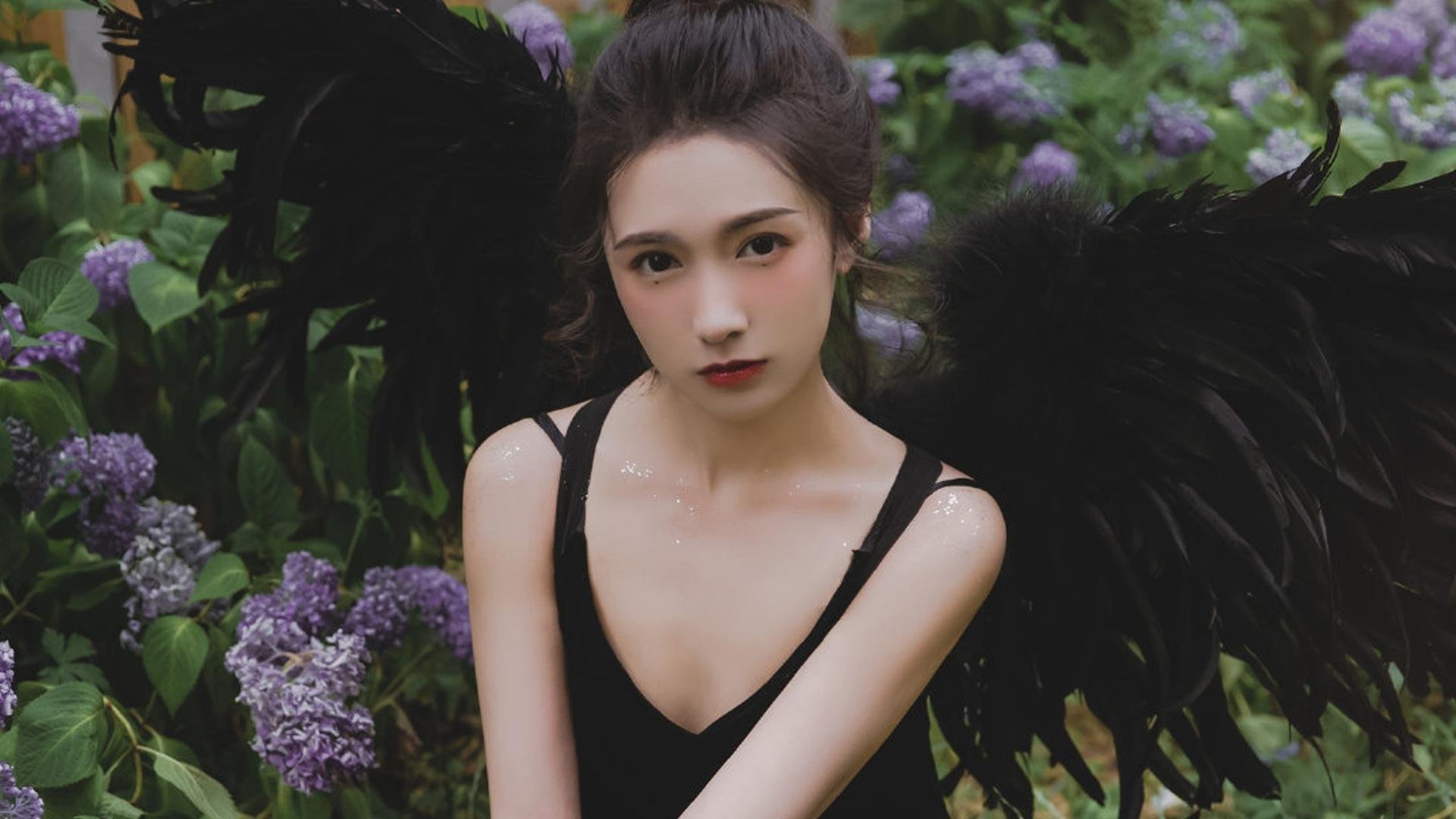 爱游戏在线登录入口-技术细腻 施瓦茨自由泳打出节奏美学，swolf自由泳